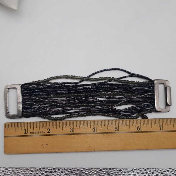 Cookie Lee Multi-Strand Beaded Bracelet With Metal Accents Black Gray Stretch - Picture 6 of 7